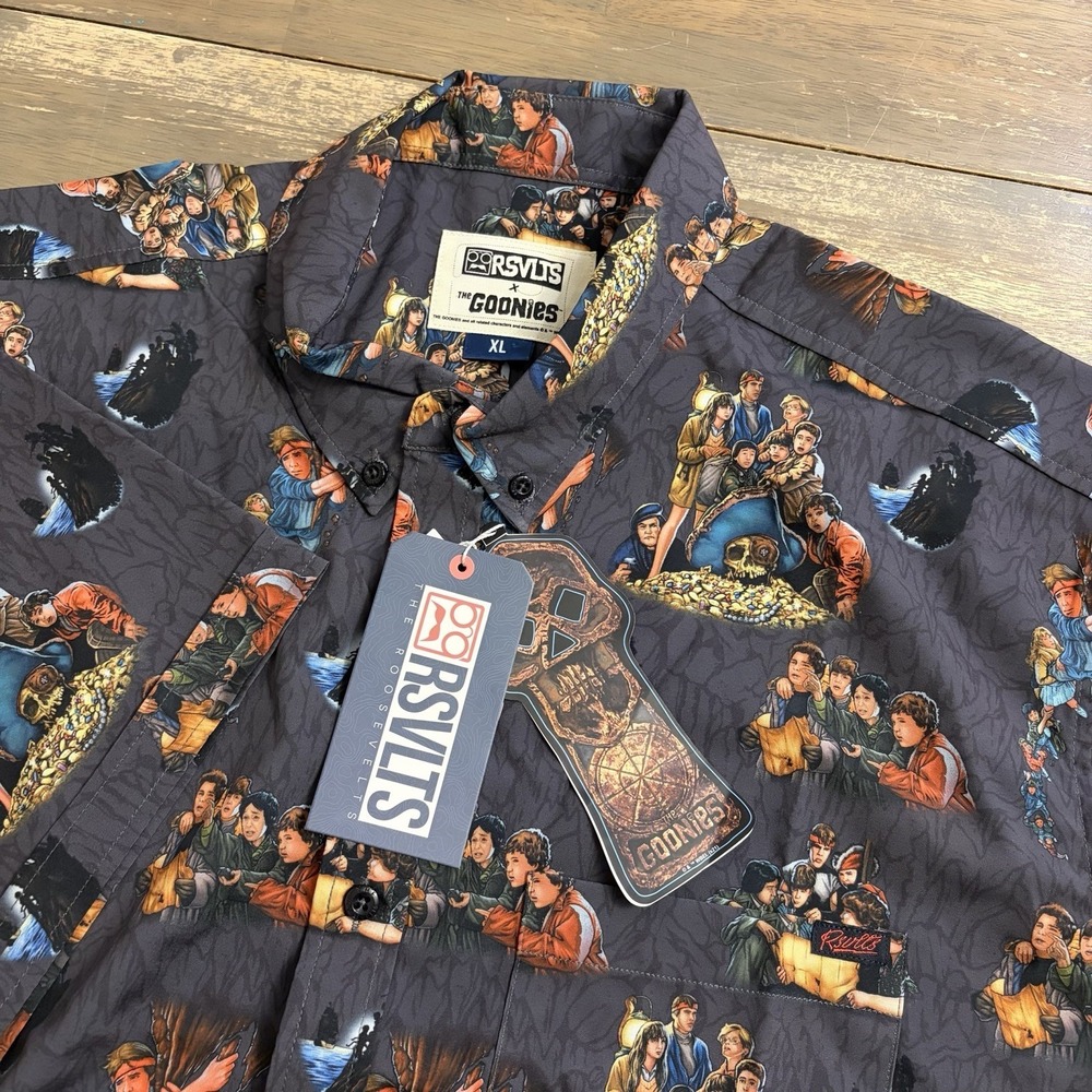 RSVLTS Men's XL Short Sleeve Button-Up Knuflex Goonies Montage Shirt NEW Gray